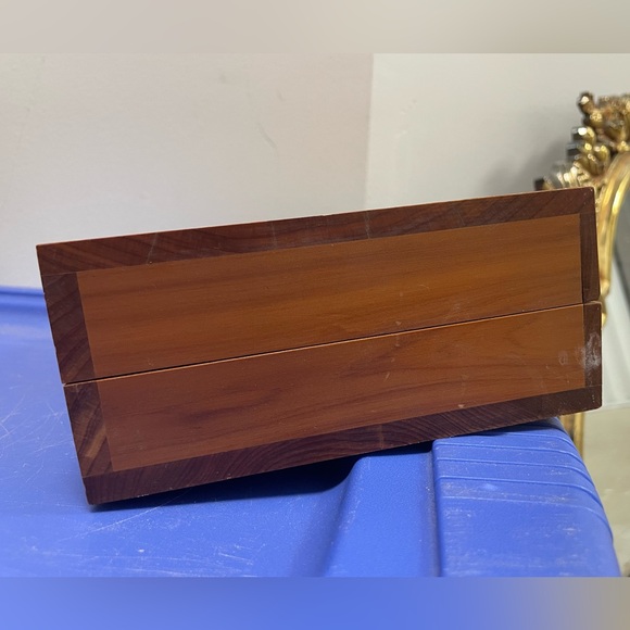 Vintage Holy Bible Brotherhood of Carpenters Union Made Wood Stash Trinket Box - Picture 8 of 13